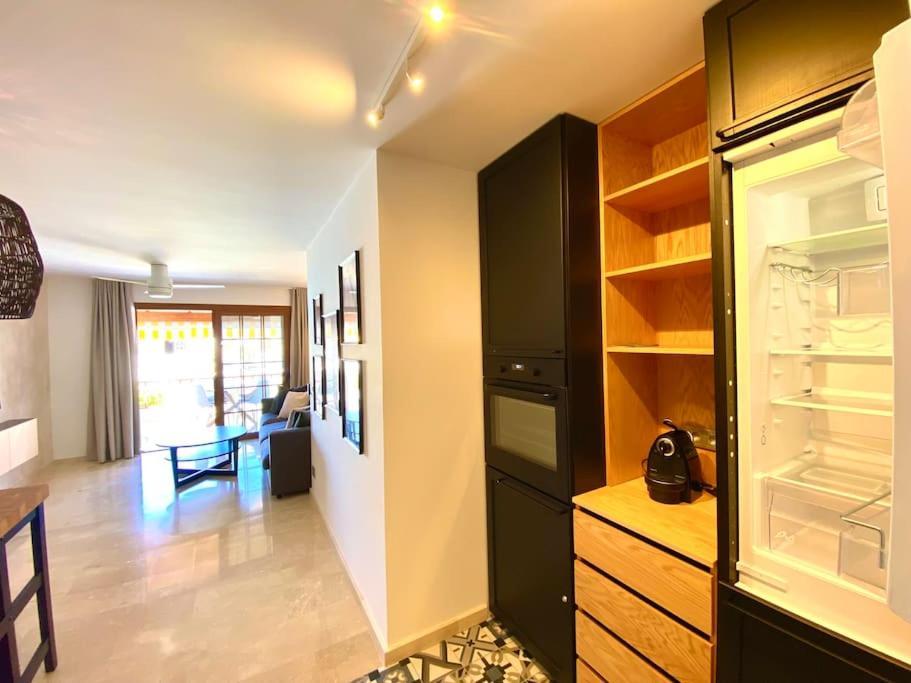 Stylish & Modern 1 Bedroom Suite On Frontline Of Playa Del Duque Costa Adeje  Exterior foto
