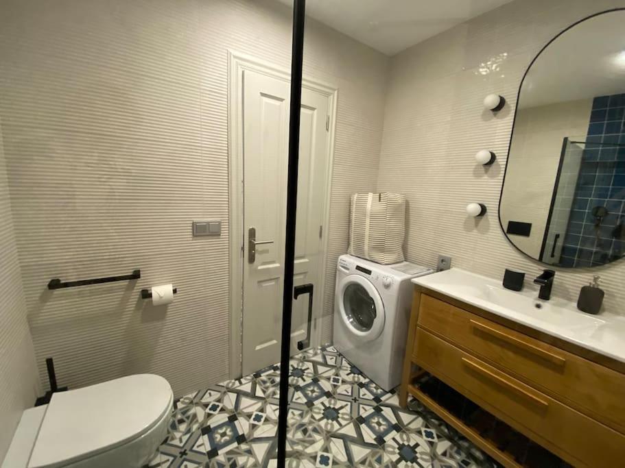 Stylish & Modern 1 Bedroom Suite On Frontline Of Playa Del Duque Costa Adeje  Exterior foto